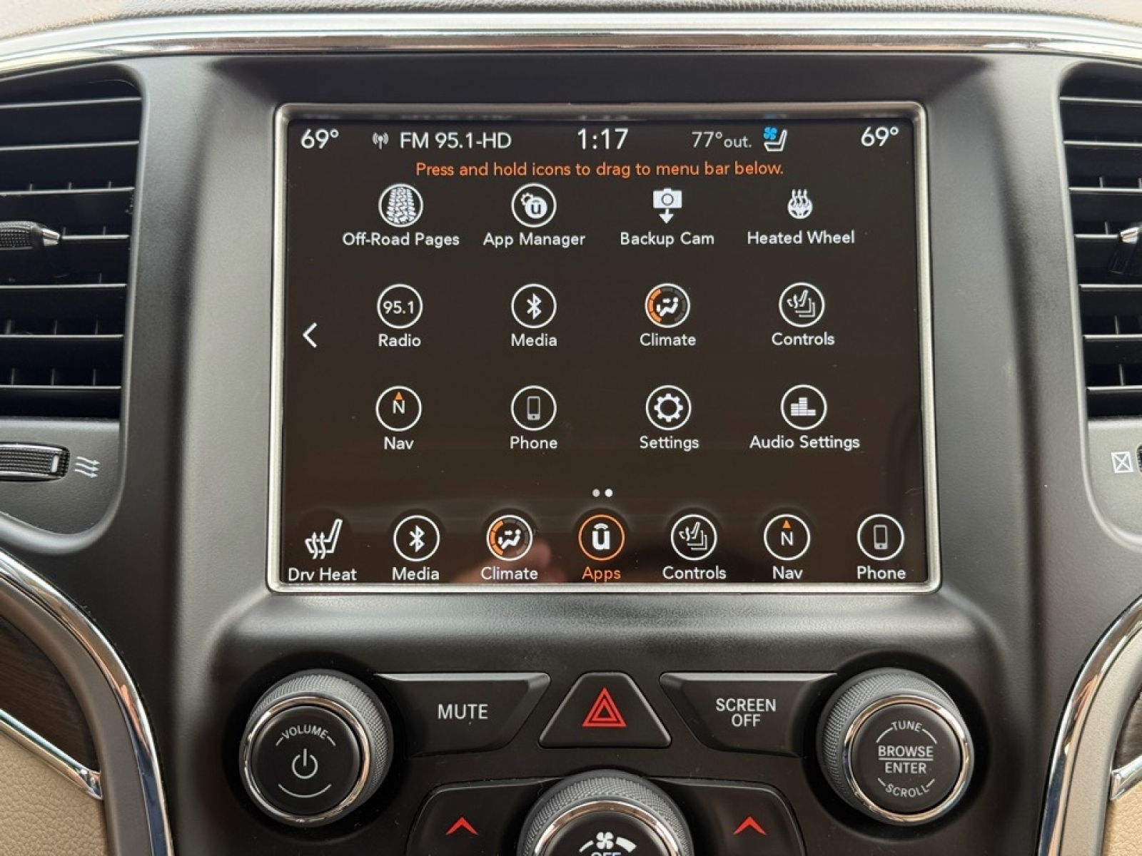 2018 Jeep Grand Cherokee Overland 4x4, 38530, Photo