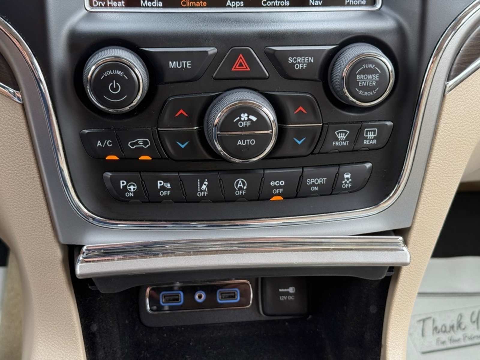 2018 Jeep Grand Cherokee Overland 4x4, 38530, Photo