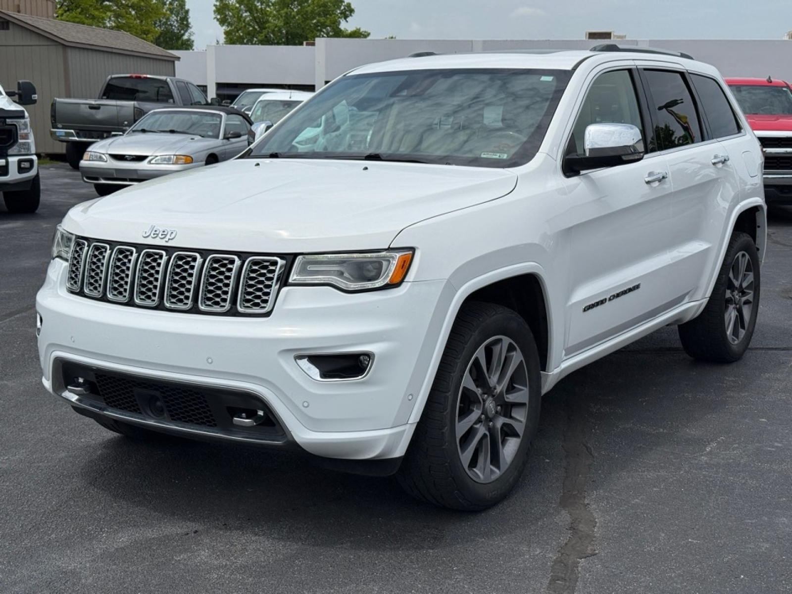 2018 Jeep Grand Cherokee Overland photo 4