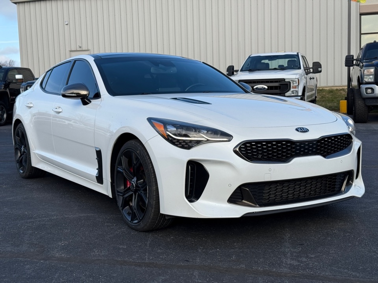 2018 Kia Stinger image