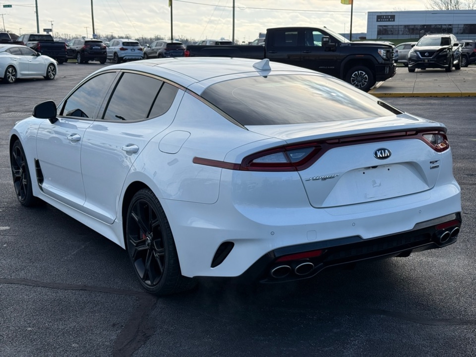 2018 Kia Stinger image