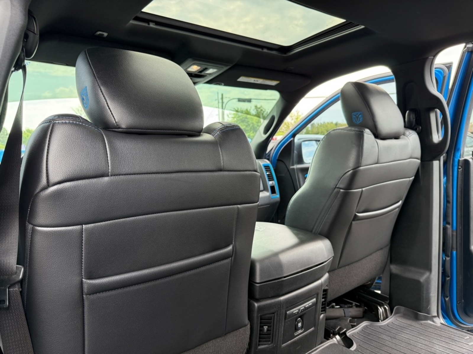 2018 Ram 1500 Sport photo 18