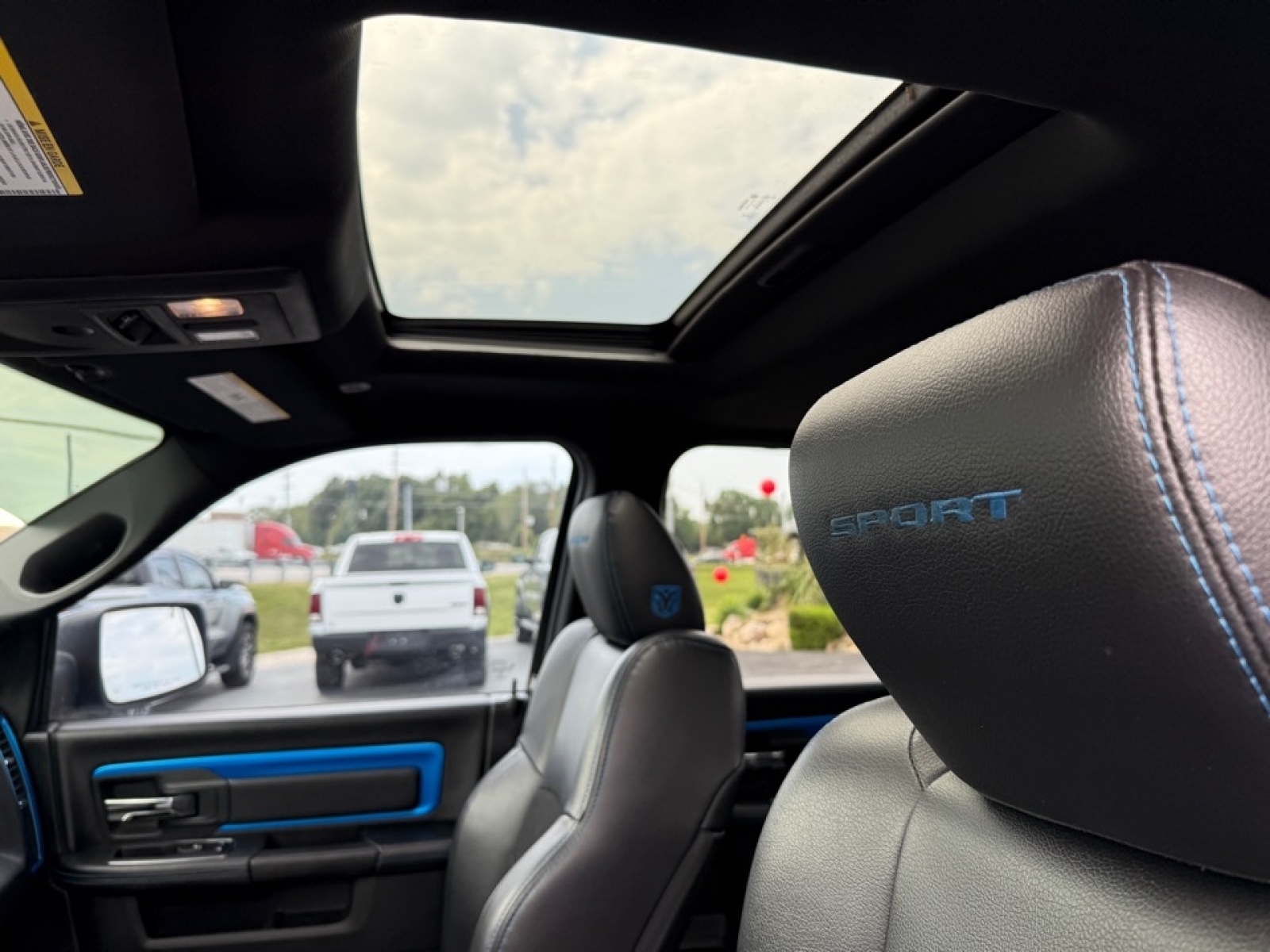2018 Ram 1500 Sport photo 42