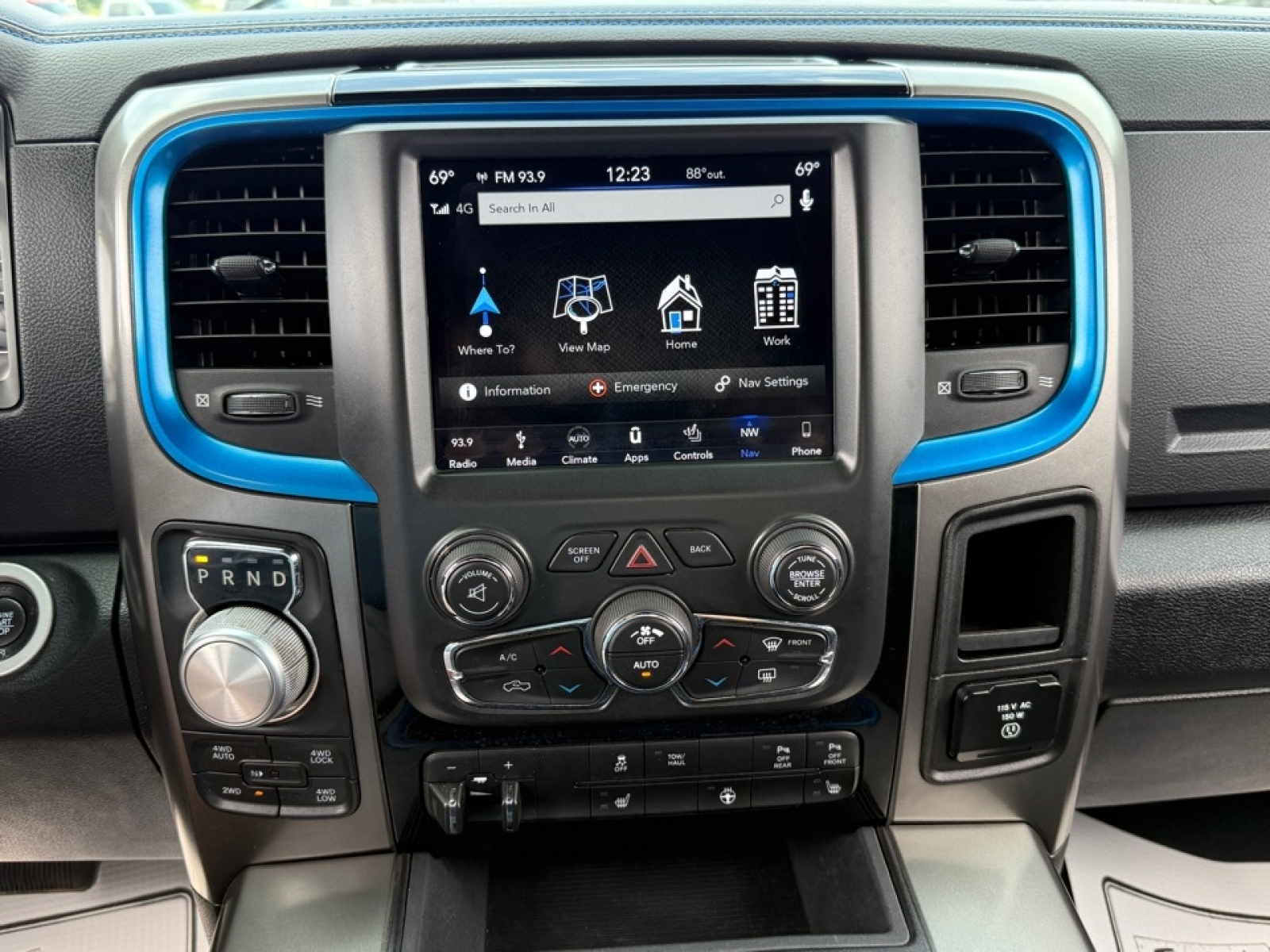 2018 Ram 1500 Sport photo 21
