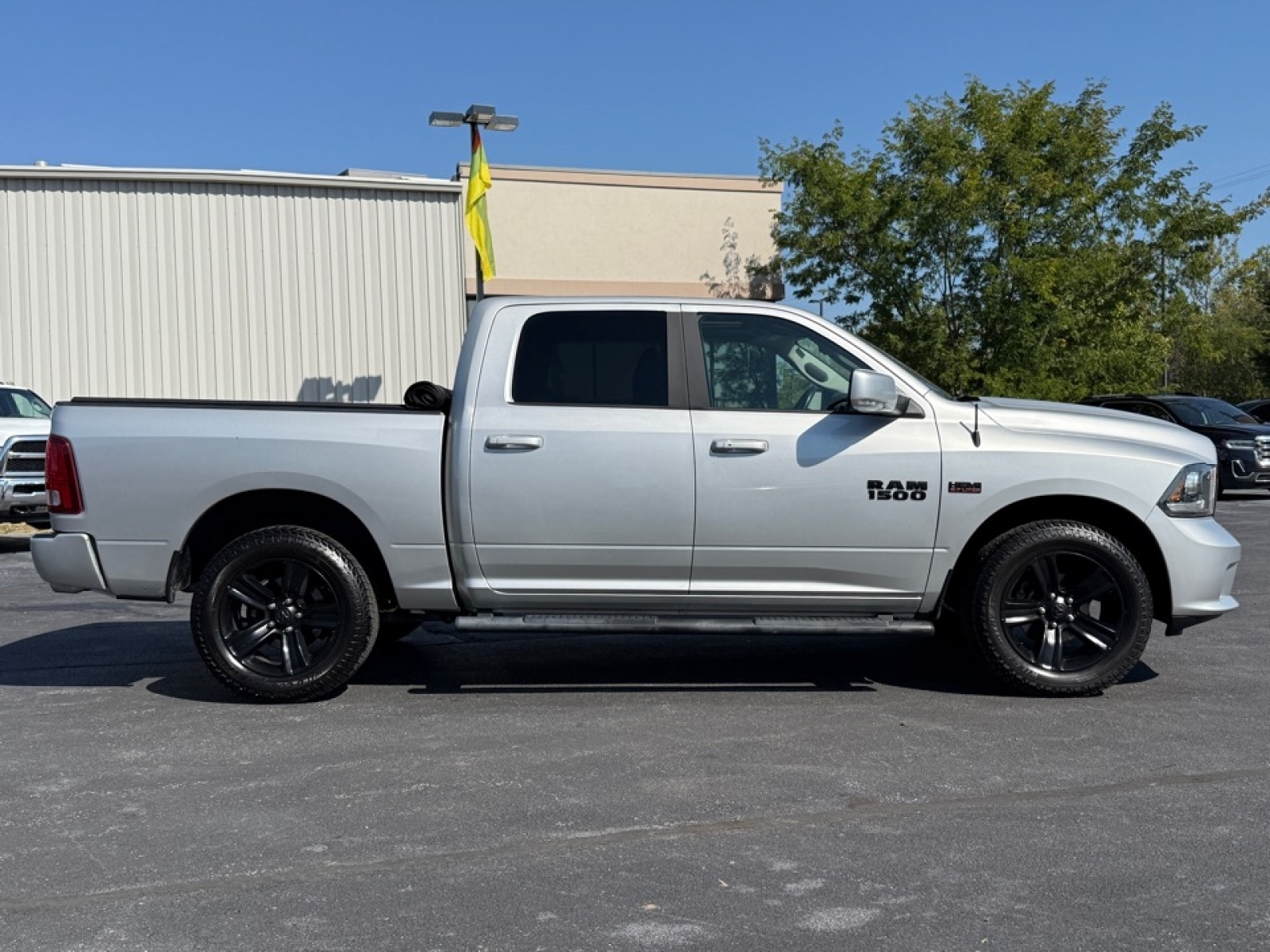 2018 Ram 1500 Sport, 38865A, Photo