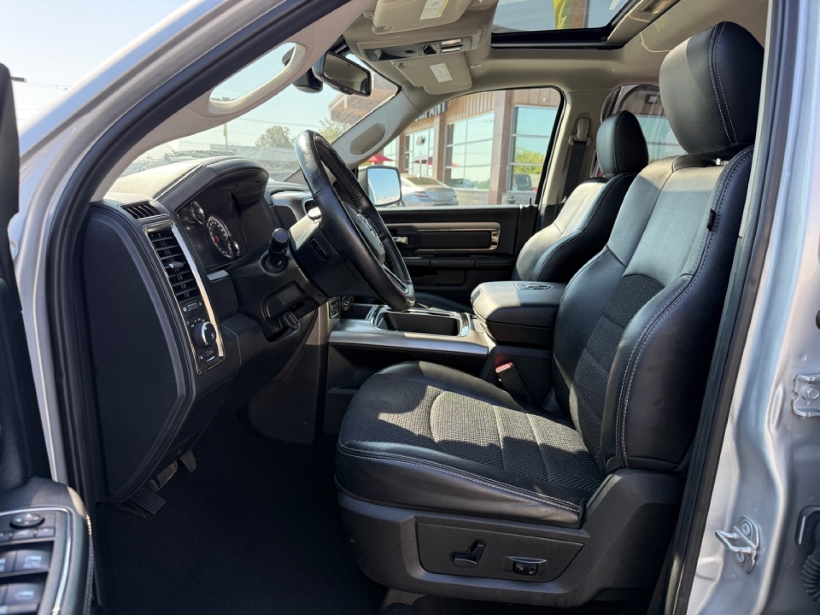 2018 Ram 1500 Sport, 38865A, Photo