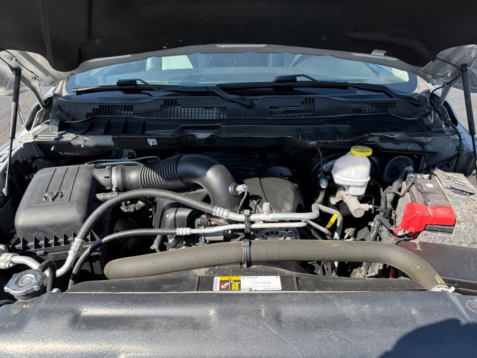 2018 Ram 1500 Sport, 38865A, Photo