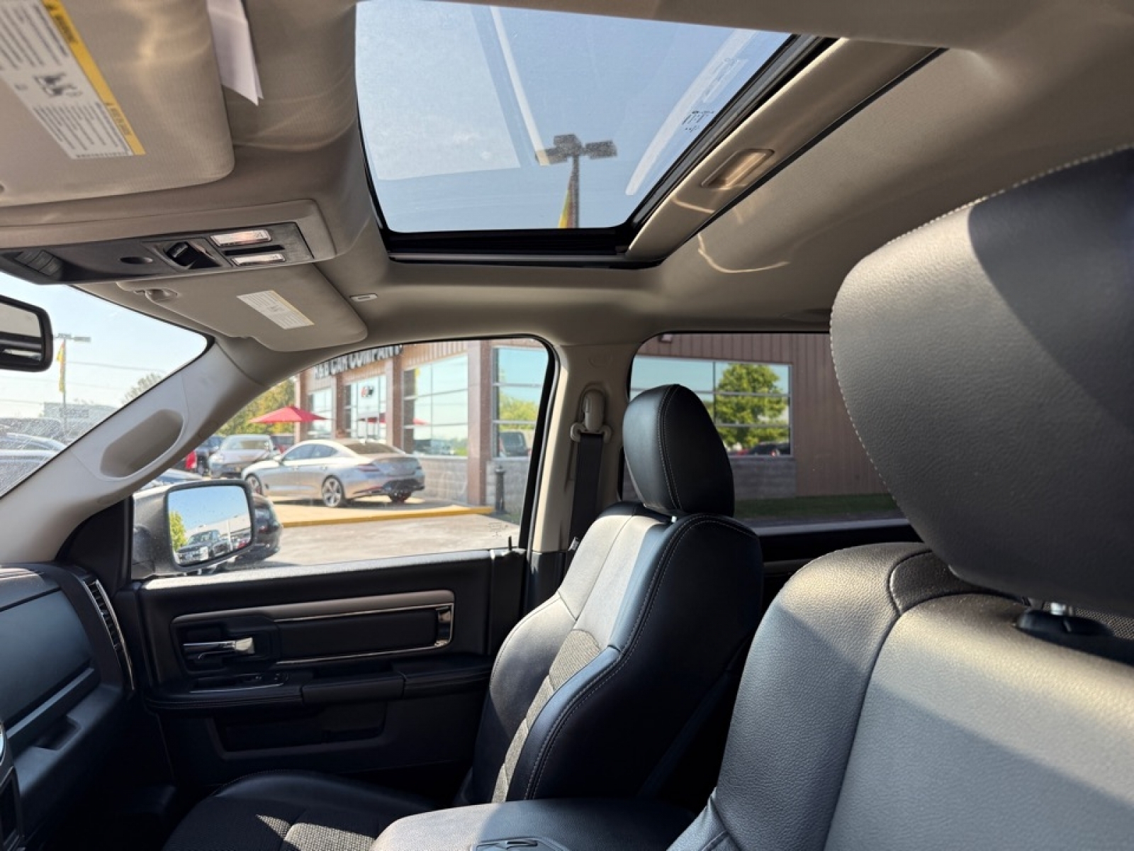 2018 Ram 1500 Sport, 38865A, Photo