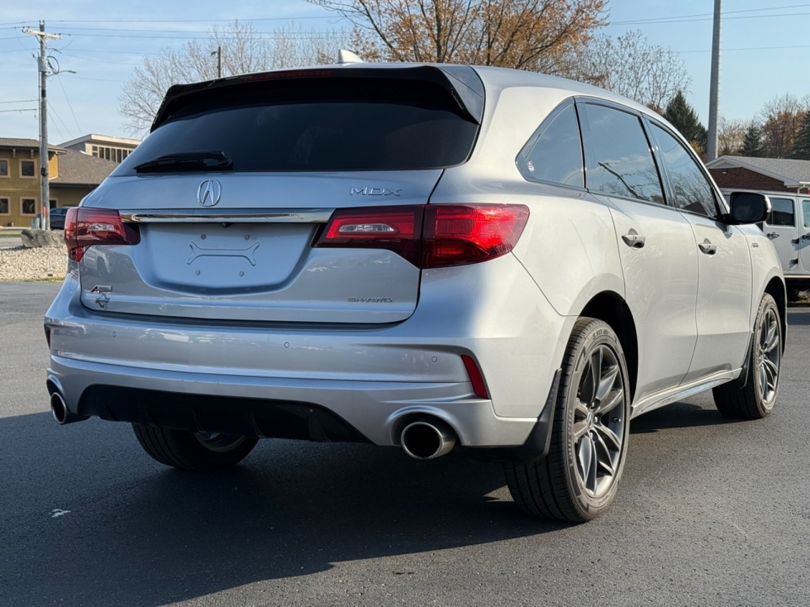 2019 Acura MDX image