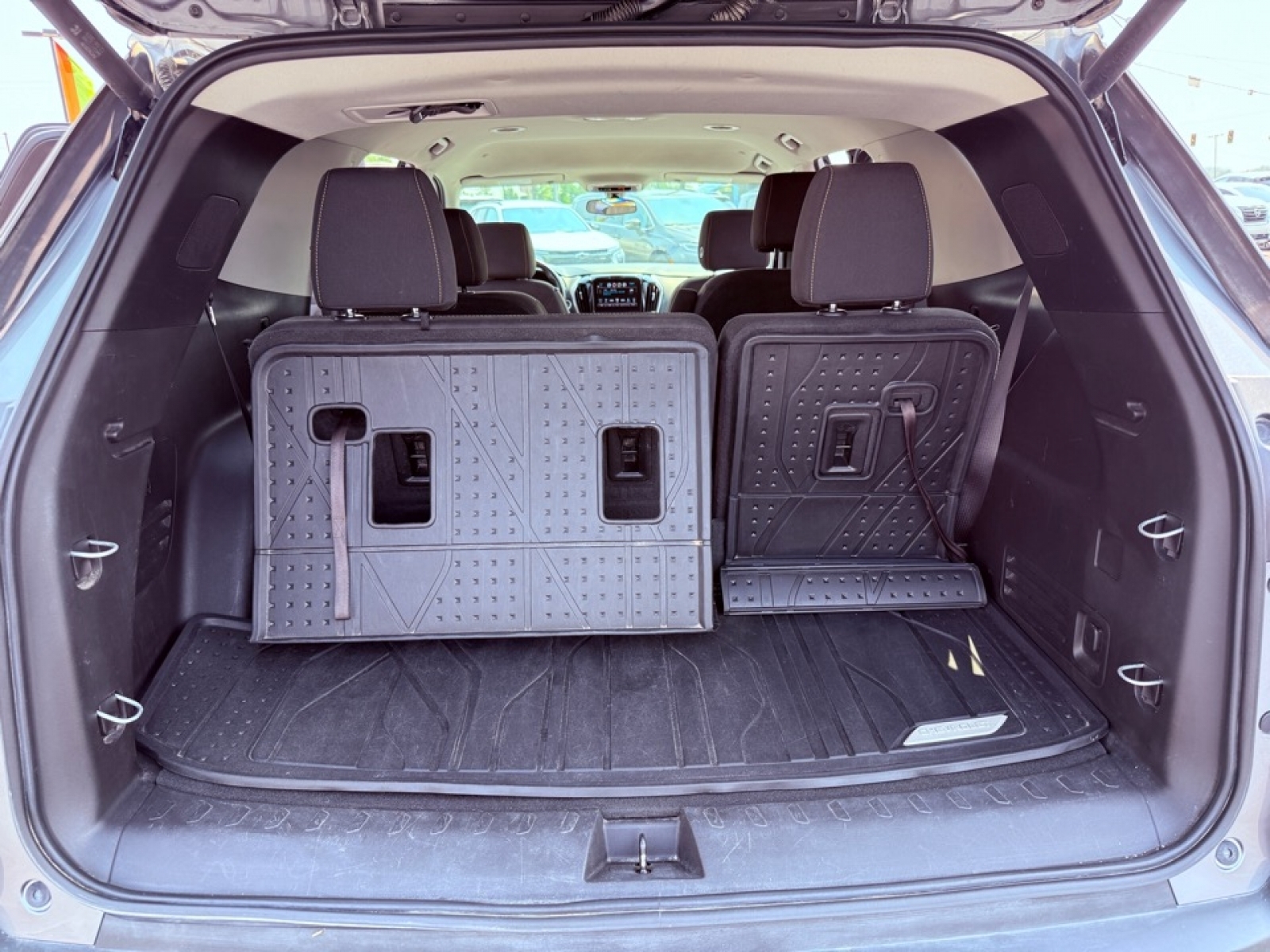 2019 Chevrolet Traverse 1LT photo 37