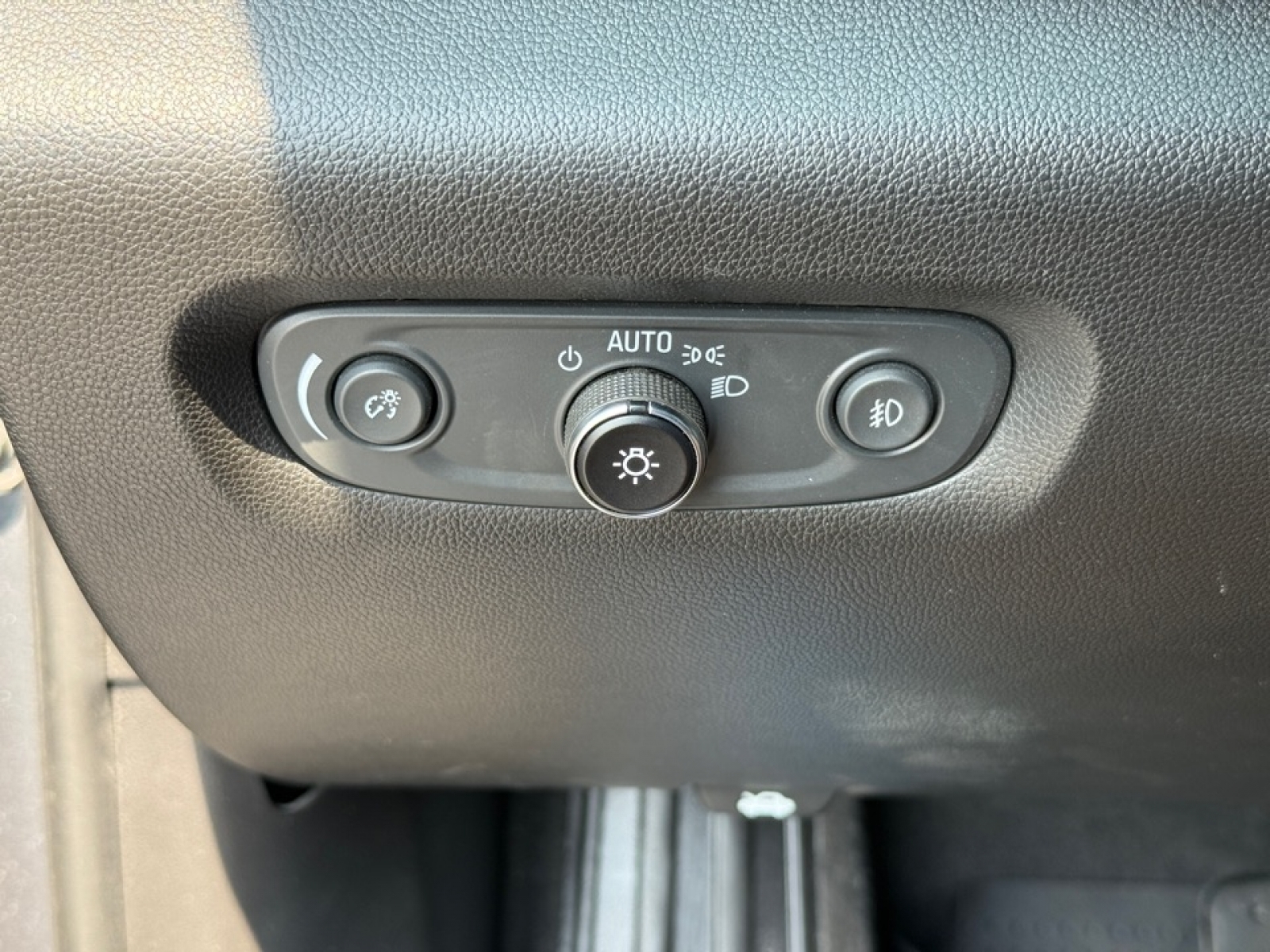 2019 Chevrolet Traverse 1LT photo 35