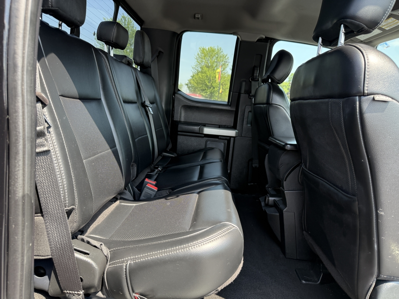 2019 Ford F-250 LARIAT, 38577, Photo