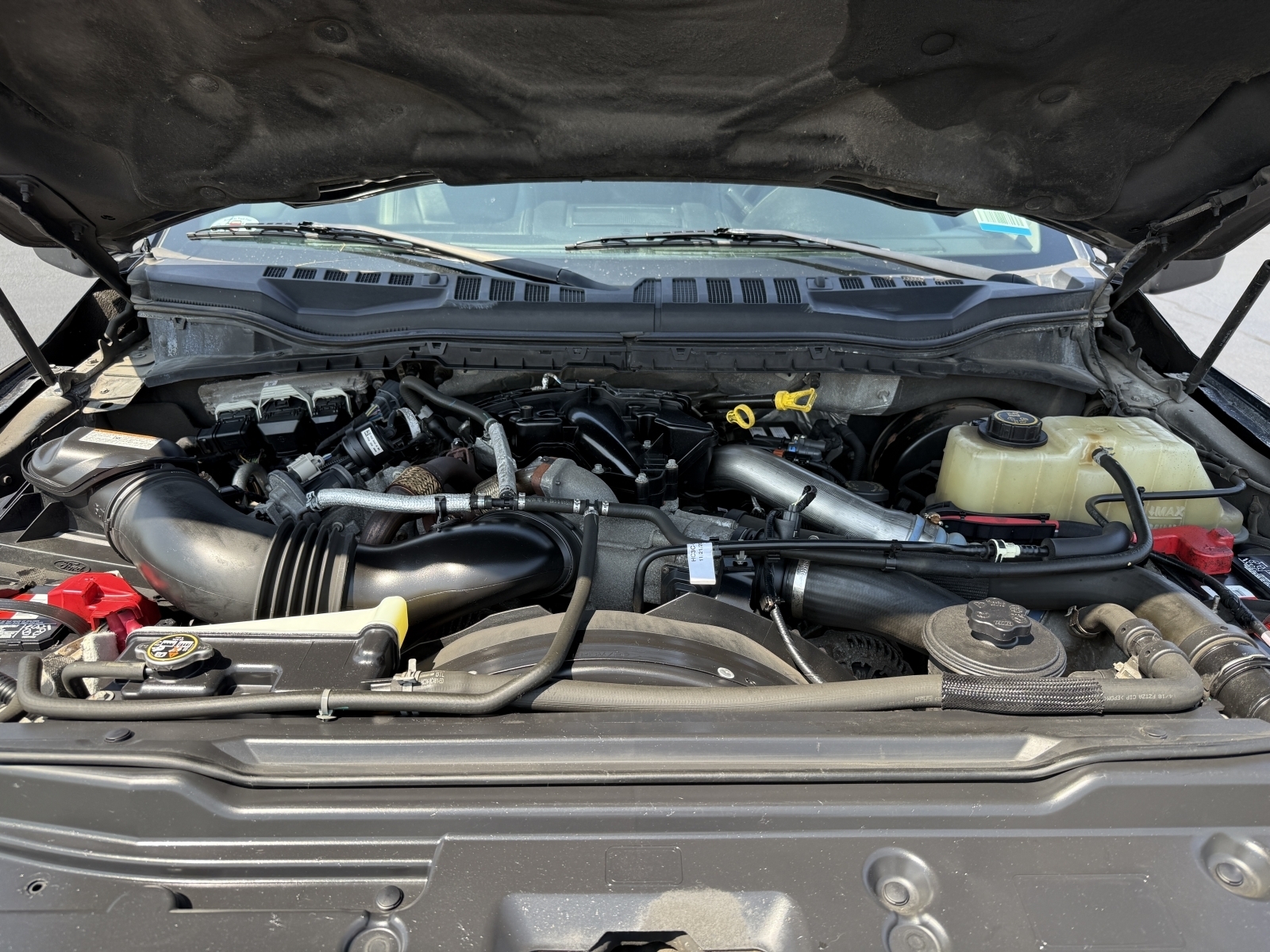2019 Ford F-250 LARIAT, 38577, Photo