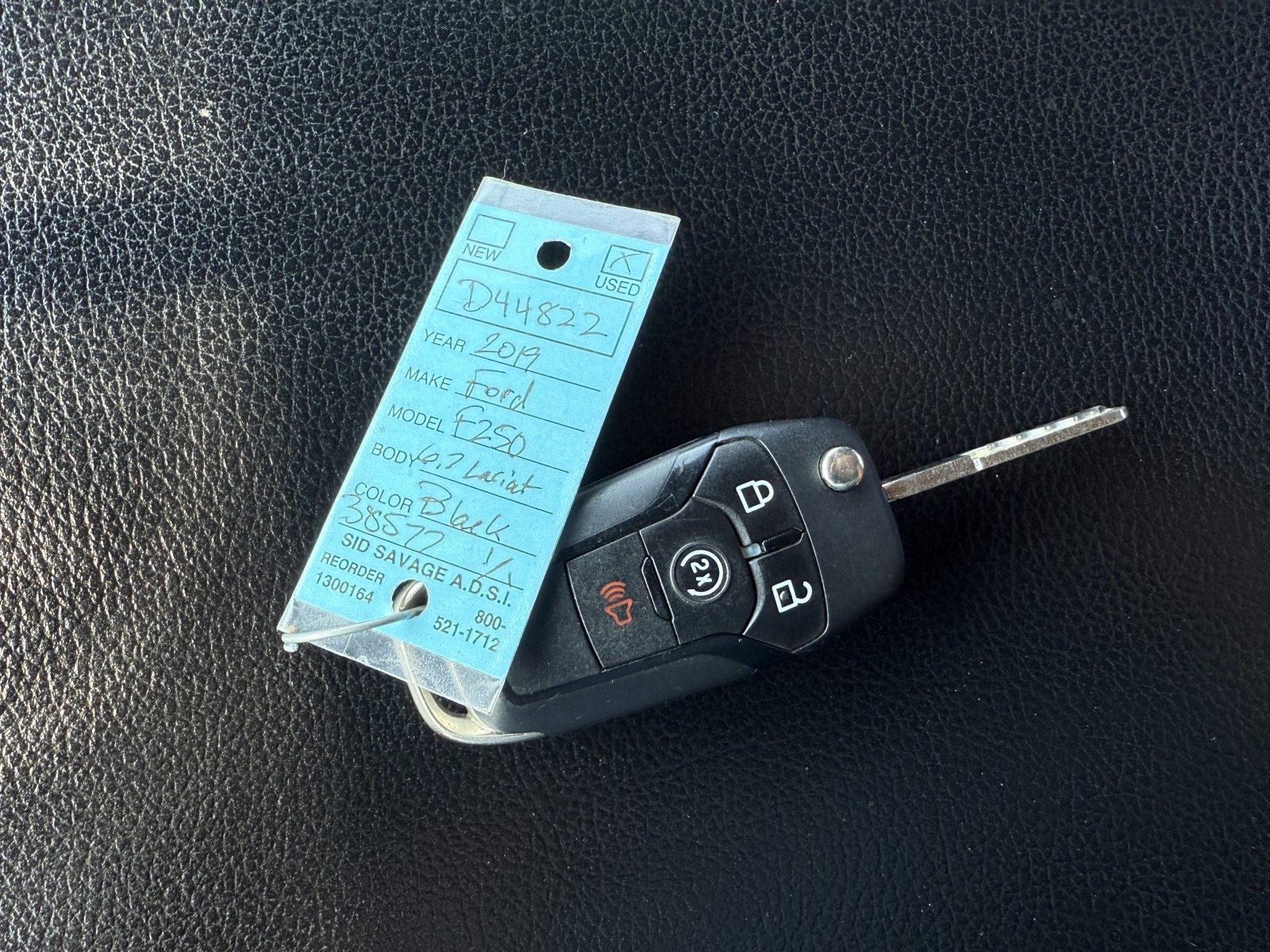 2019 Ford F-250 LARIAT, 38577, Photo