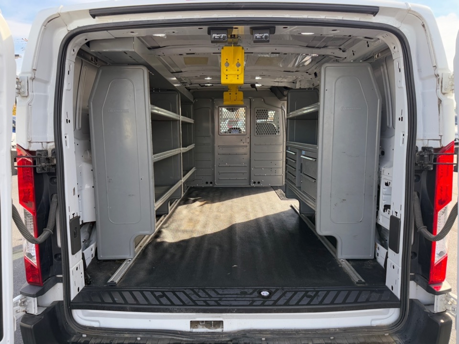 2019 Ford Transit-250 T-250 148