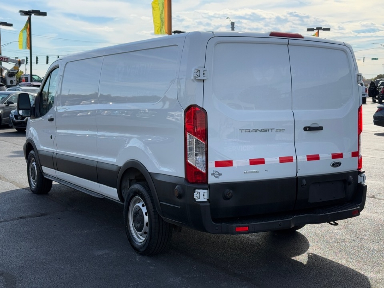 2019 Ford Transit-250 T-250 148