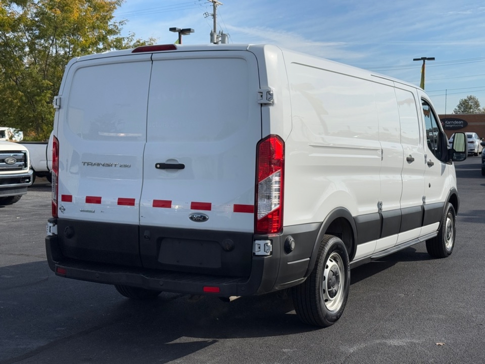 2019 Ford Transit-250 T-250 148