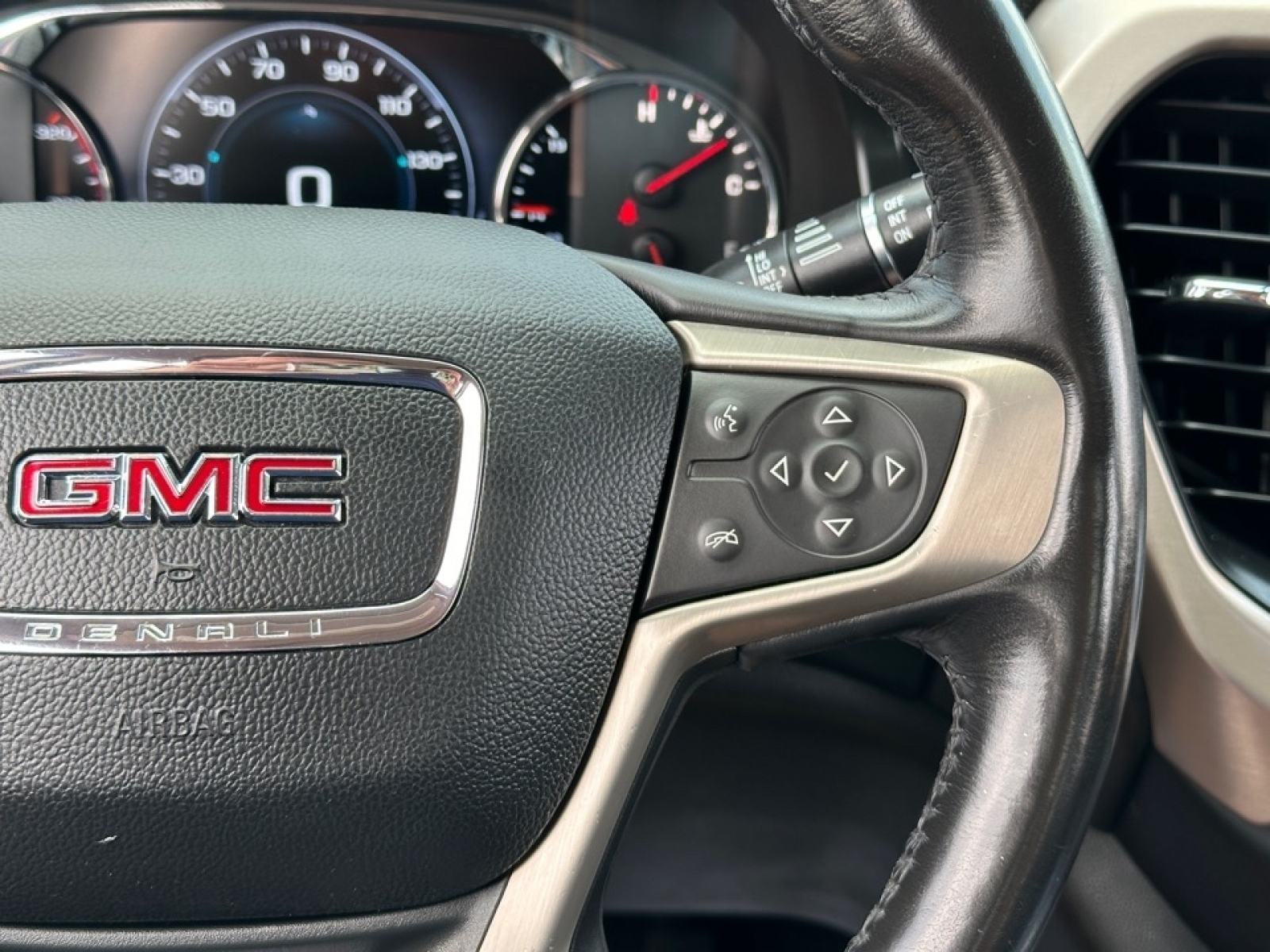 2019 GMC Acadia