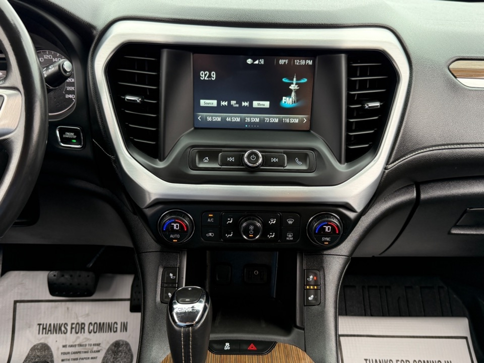 2019 GMC Acadia image