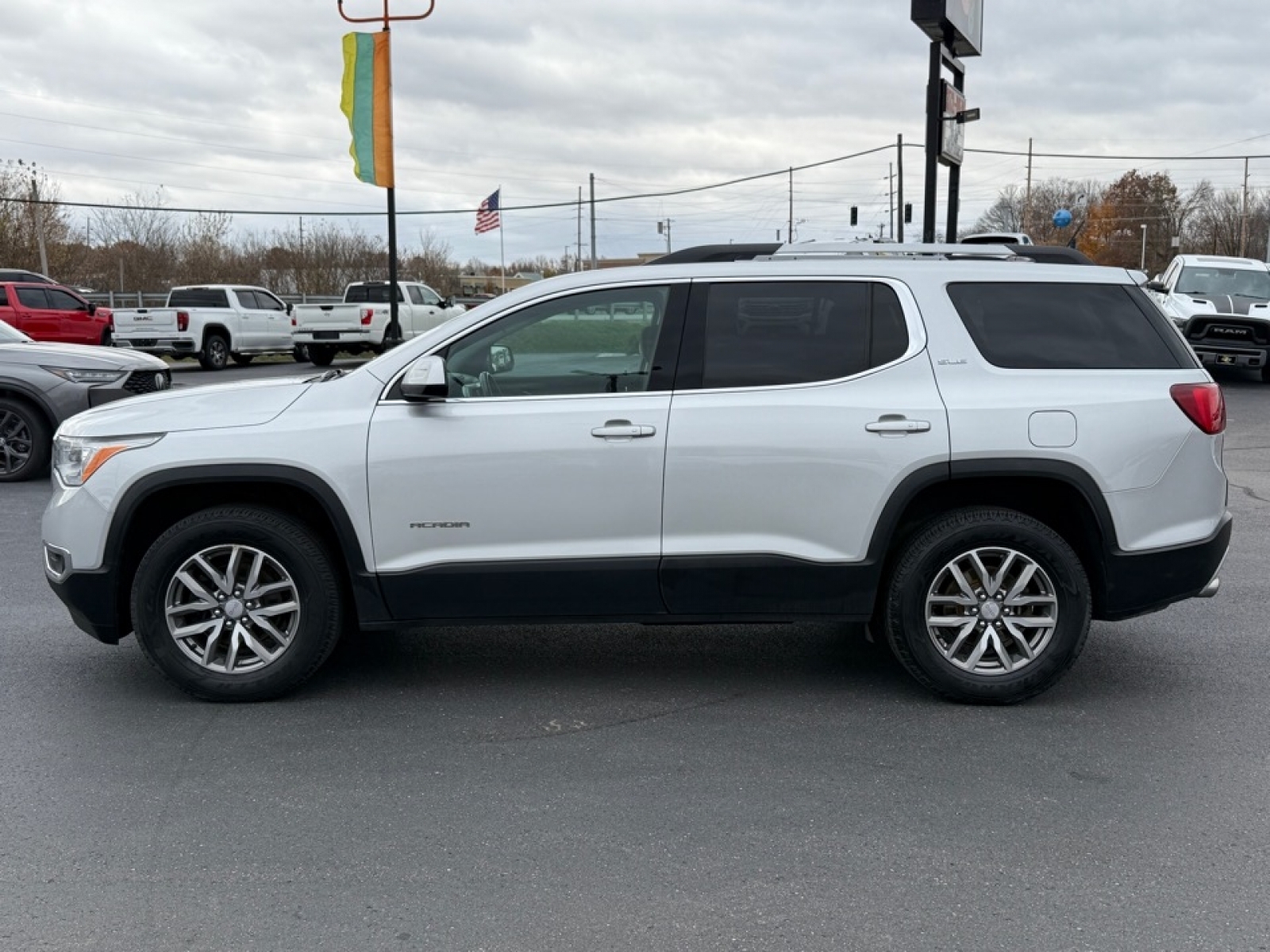 2019 GMC Acadia image