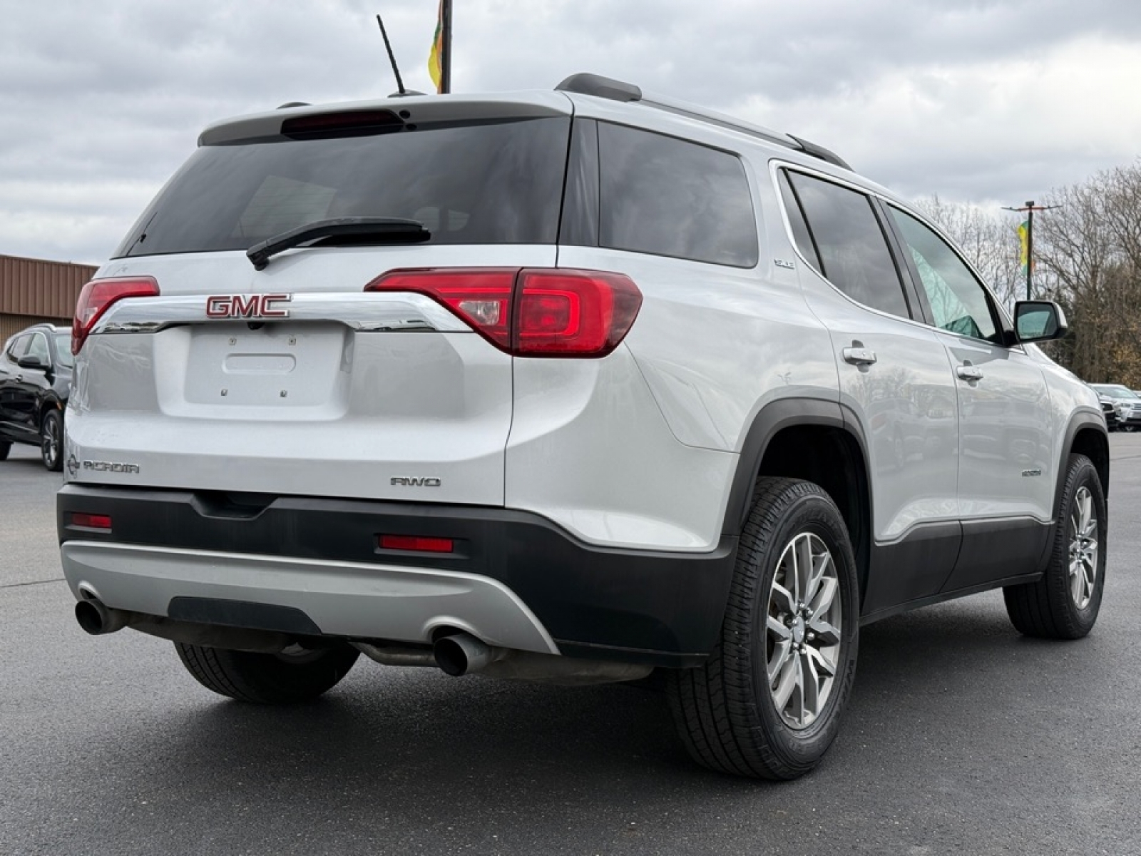 2019 GMC Acadia image