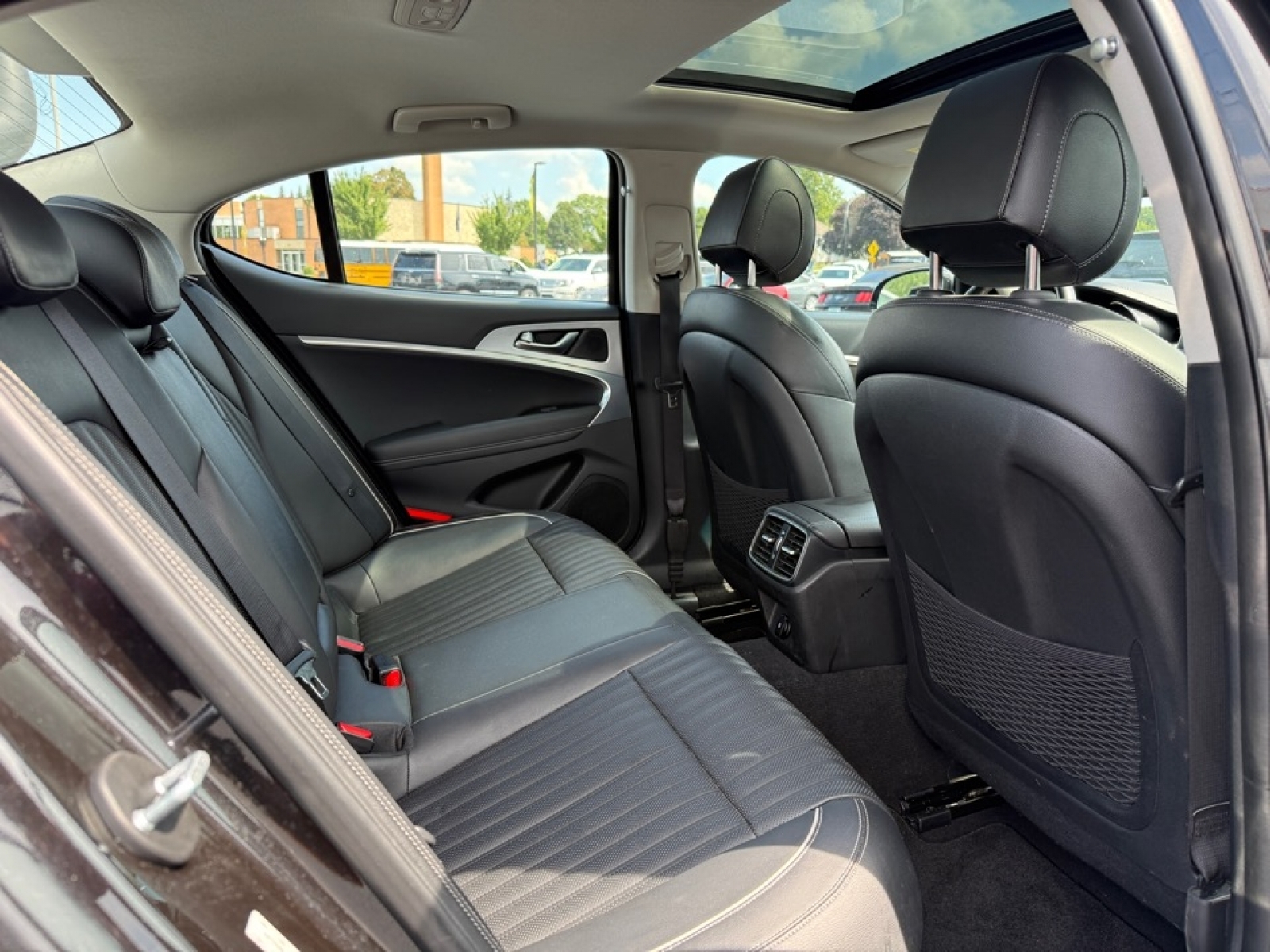 2019 Genesis G70 2.0T Advanced photo 15