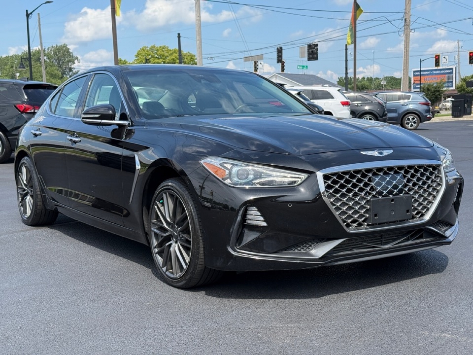 2019 Genesis G70 2.0T Advanced photo 2