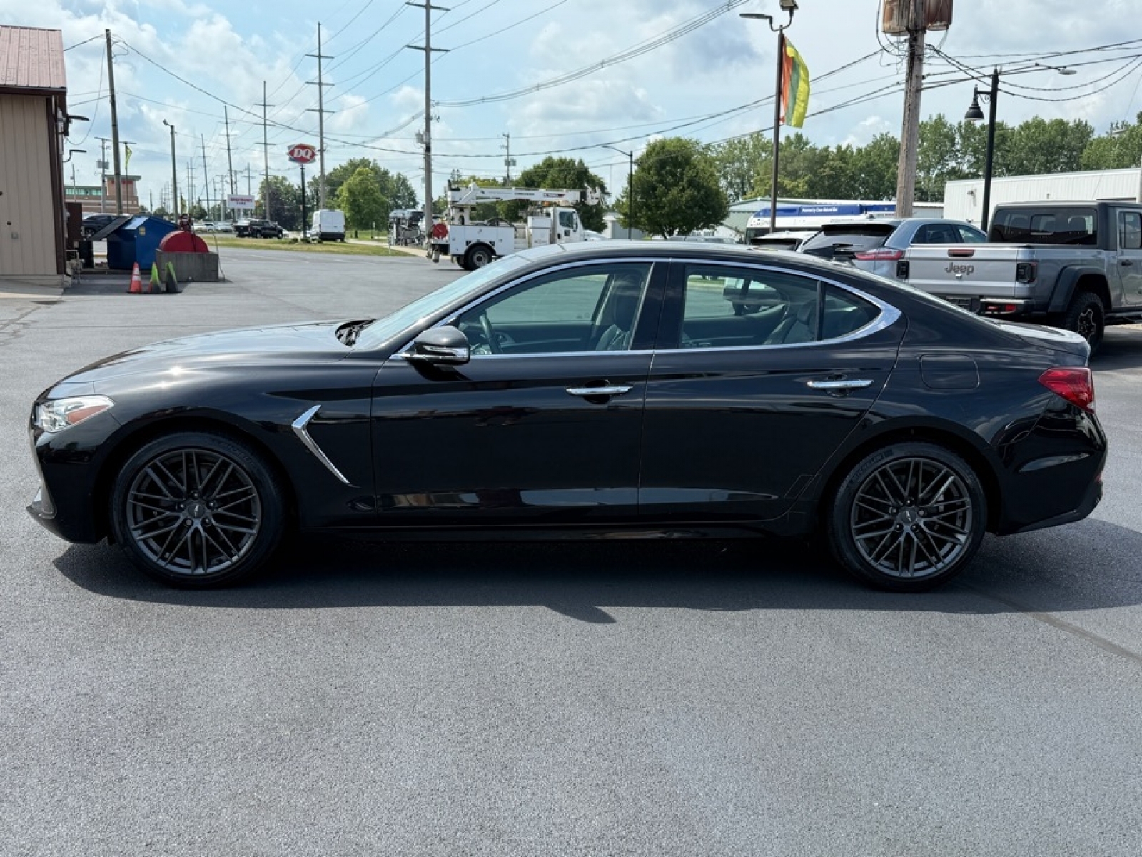 2019 Genesis G70 2.0T Advanced photo 5