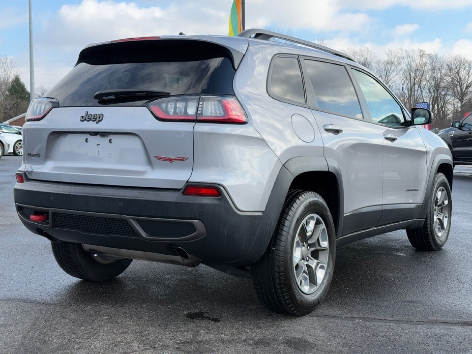 2019 Jeep Cherokee image