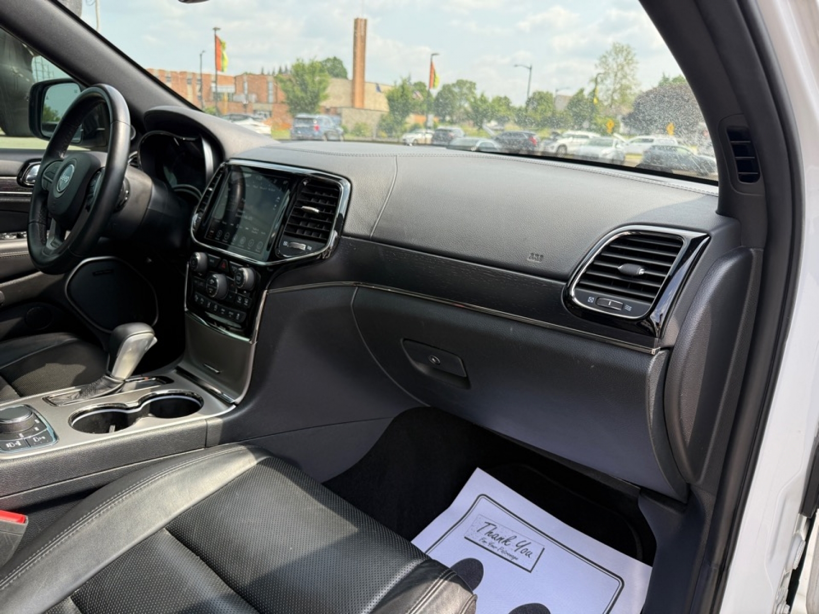 2019 Jeep Grand Cherokee Overland, 38502, Photo