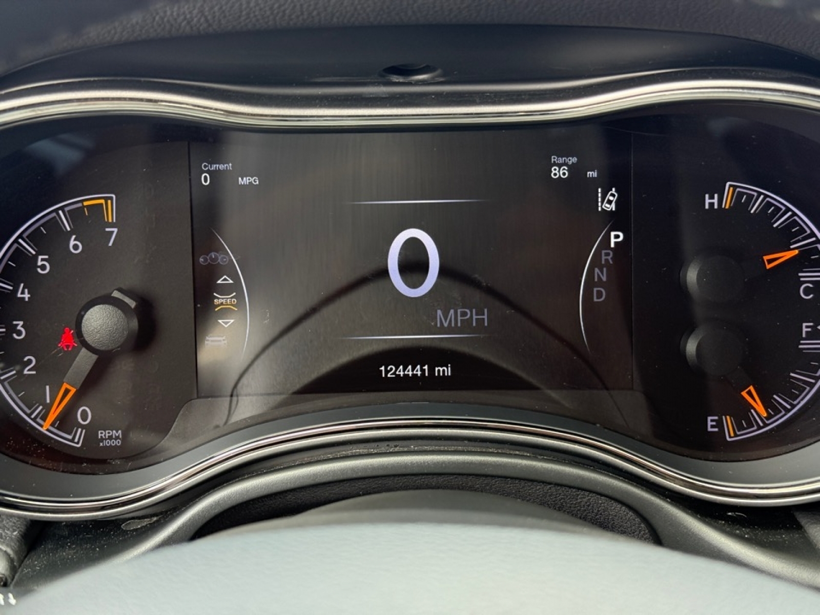 2019 Jeep Grand Cherokee Overland, 38502, Photo