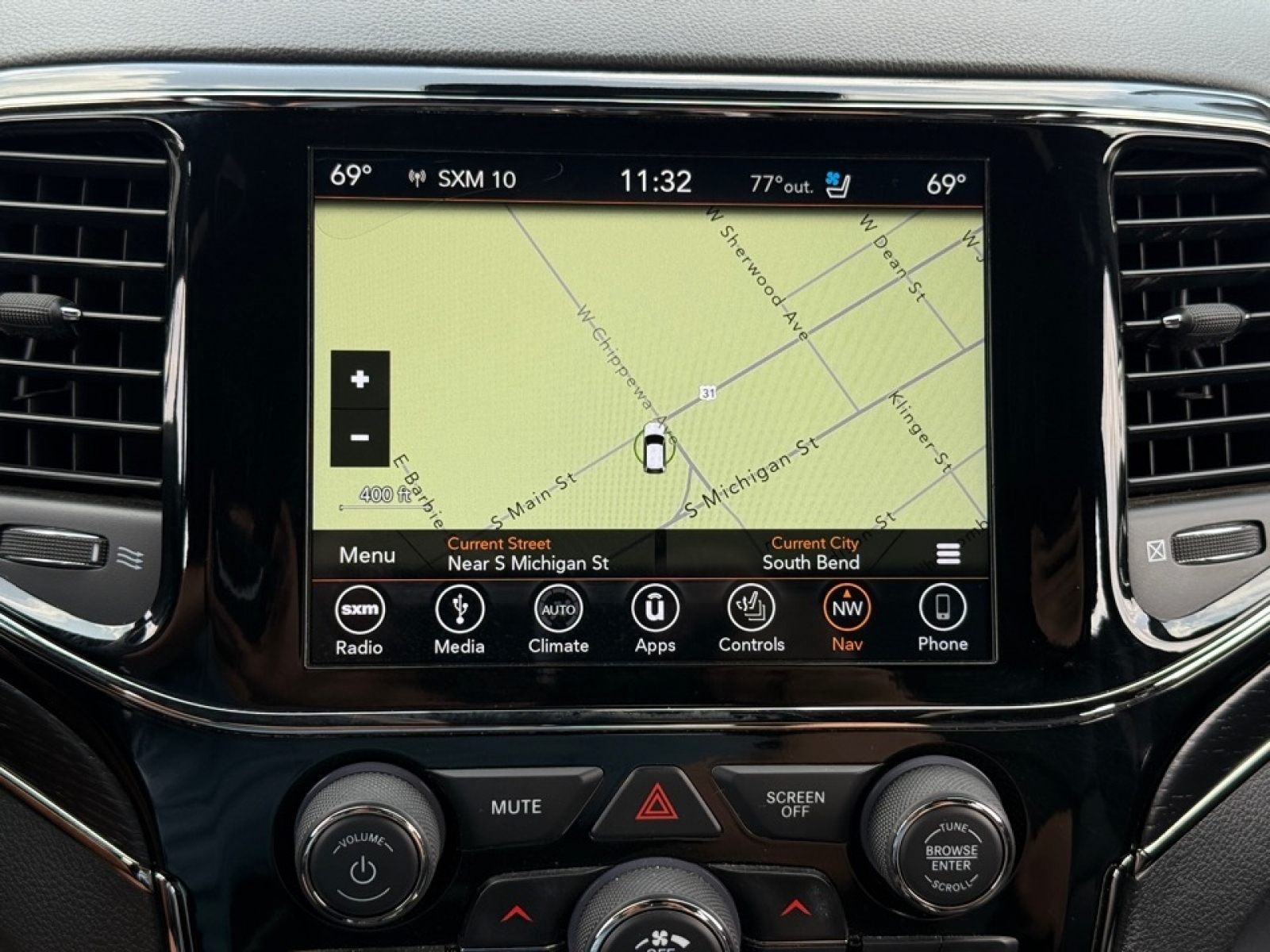 2019 Jeep Grand Cherokee Overland, 38502, Photo