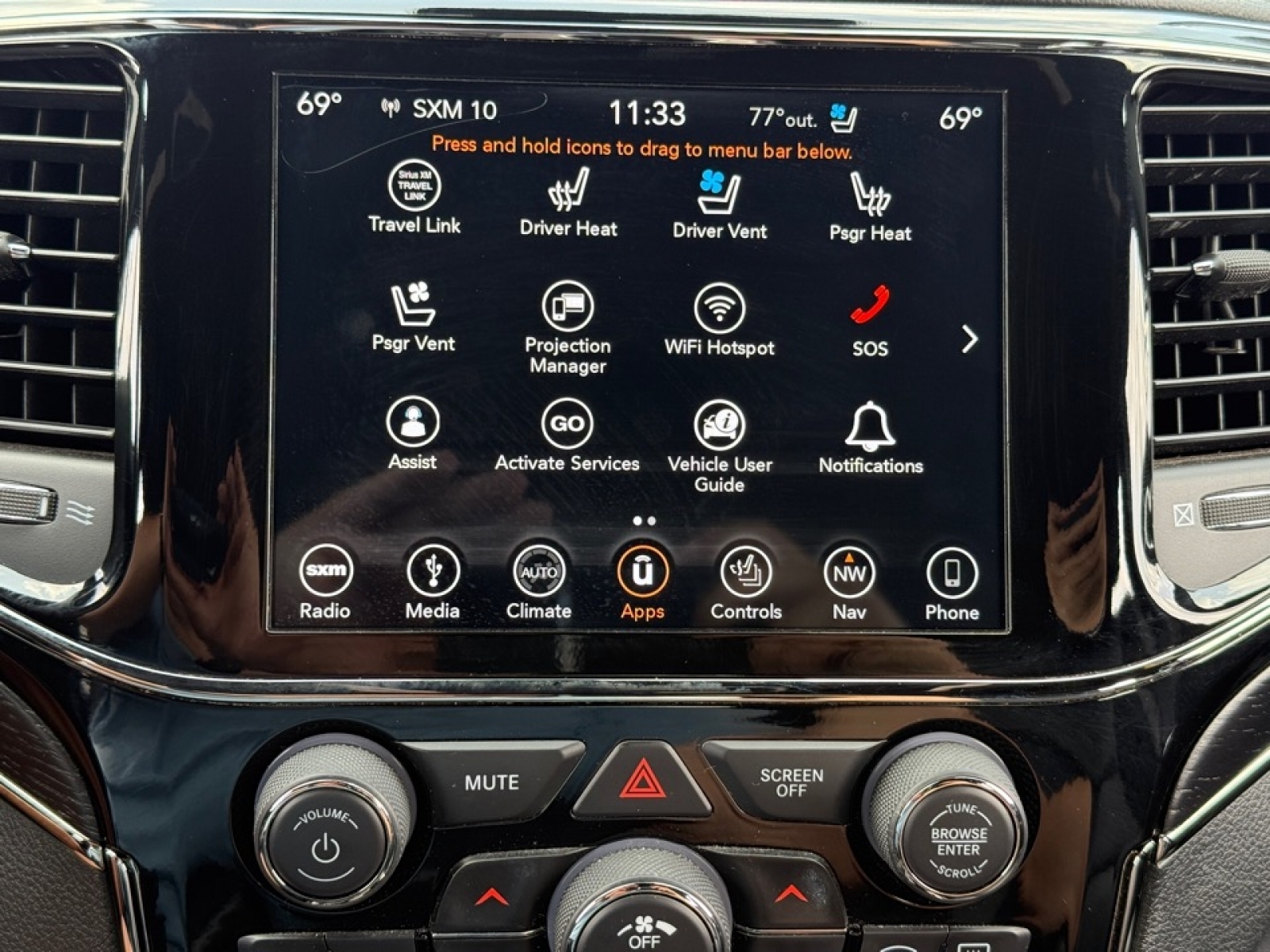 2019 Jeep Grand Cherokee Overland, 38502, Photo