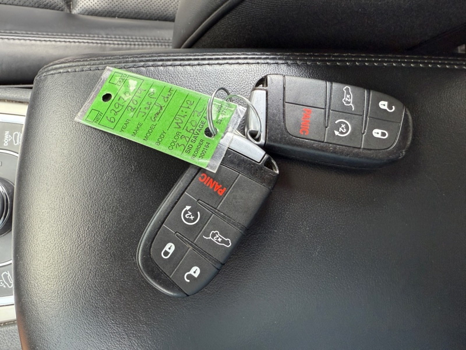 2019 Jeep Grand Cherokee Overland, 38502, Photo