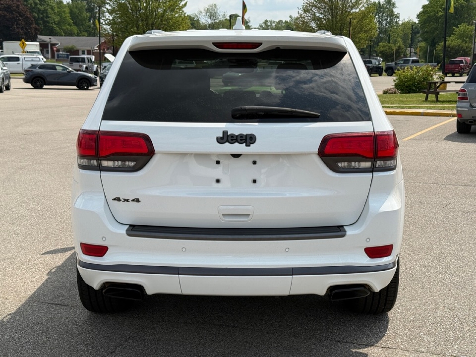 2019 Jeep Grand Cherokee Overland, 38502, Photo