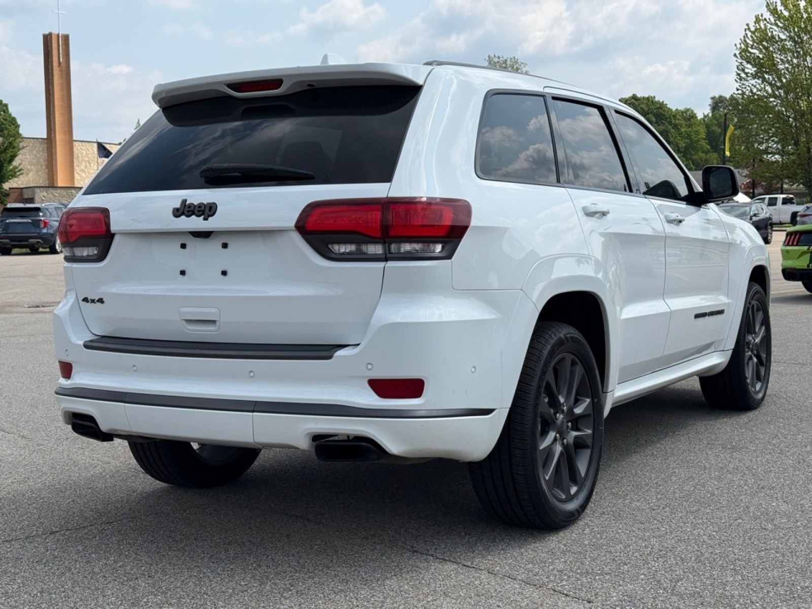 2019 Jeep Grand Cherokee Overland, 38502, Photo