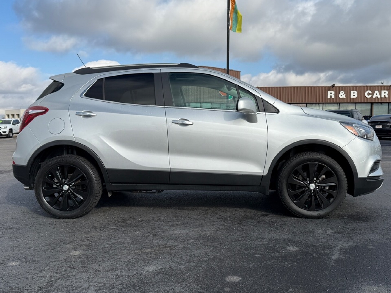 2020 Buick Encore image