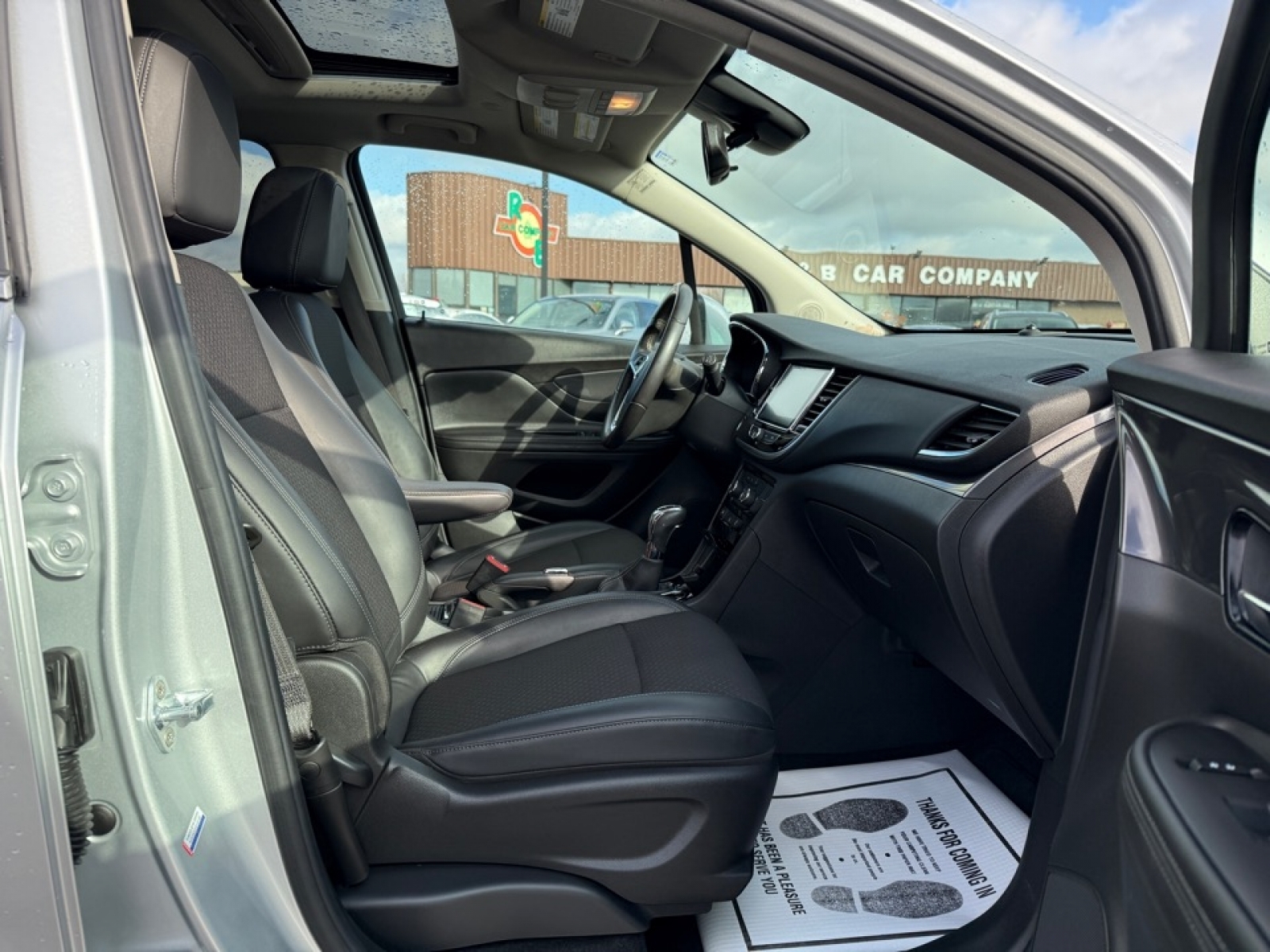 2020 Buick Encore image