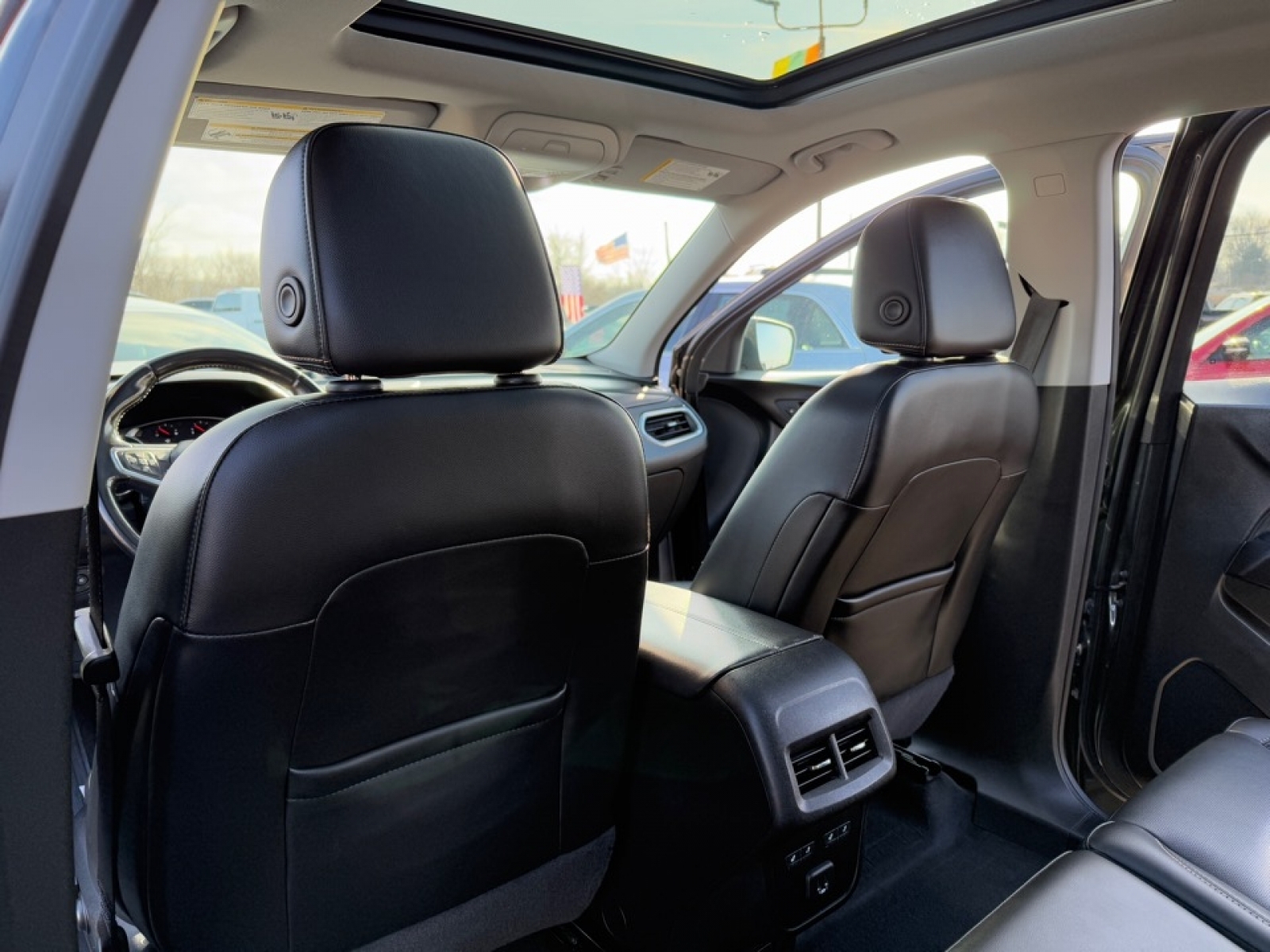 2020 Chevrolet Equinox image