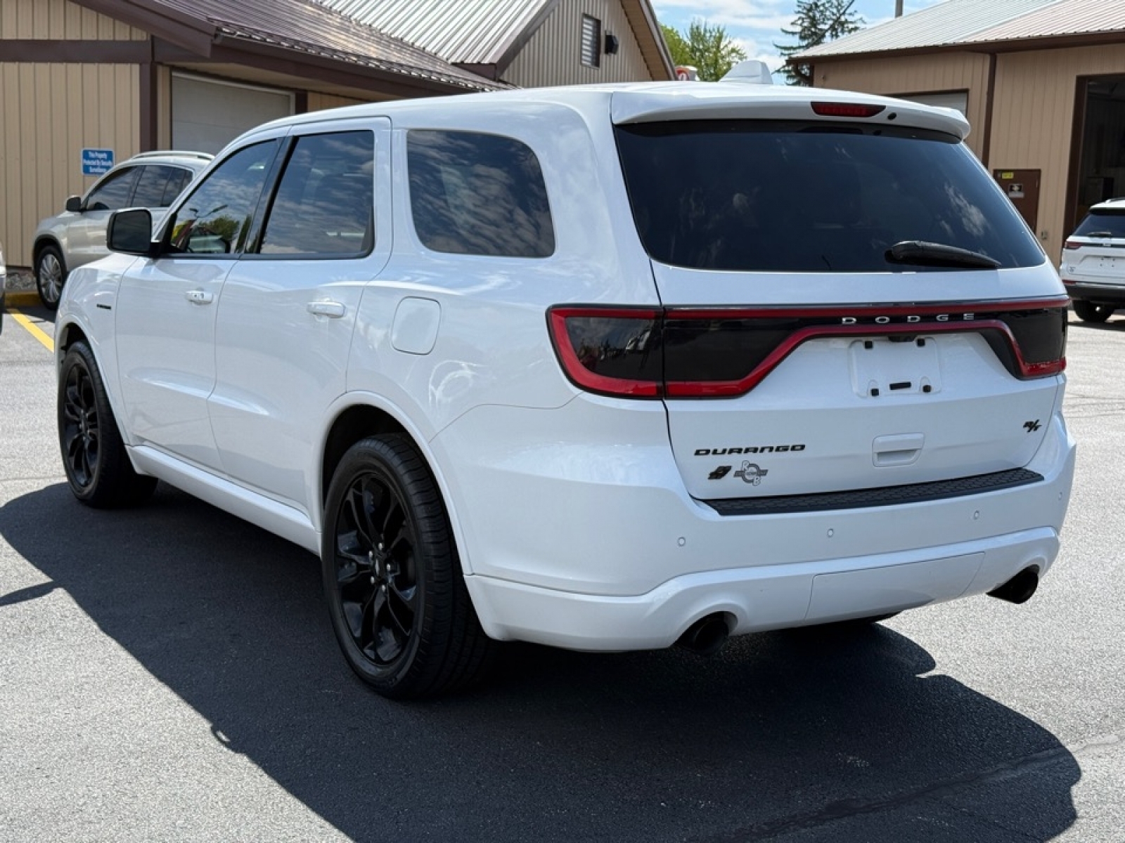 View vehicle photo 6