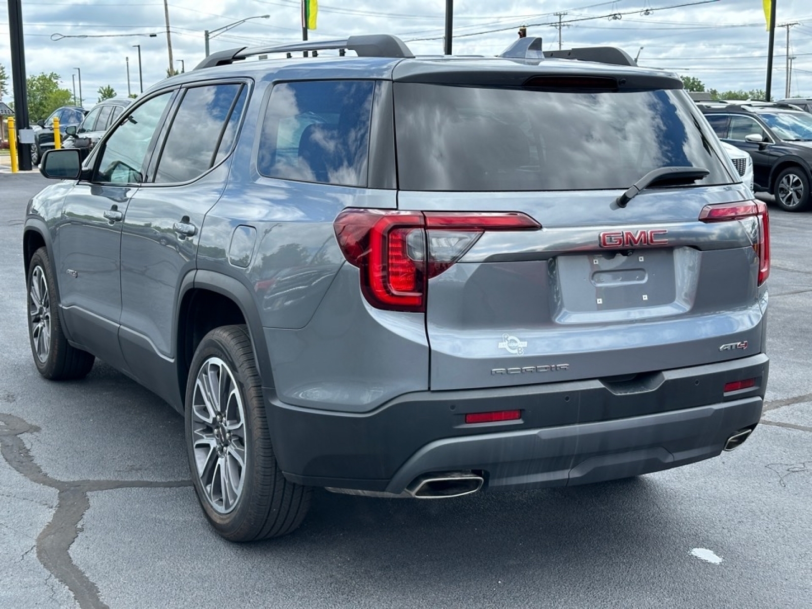 2020 GMC Acadia