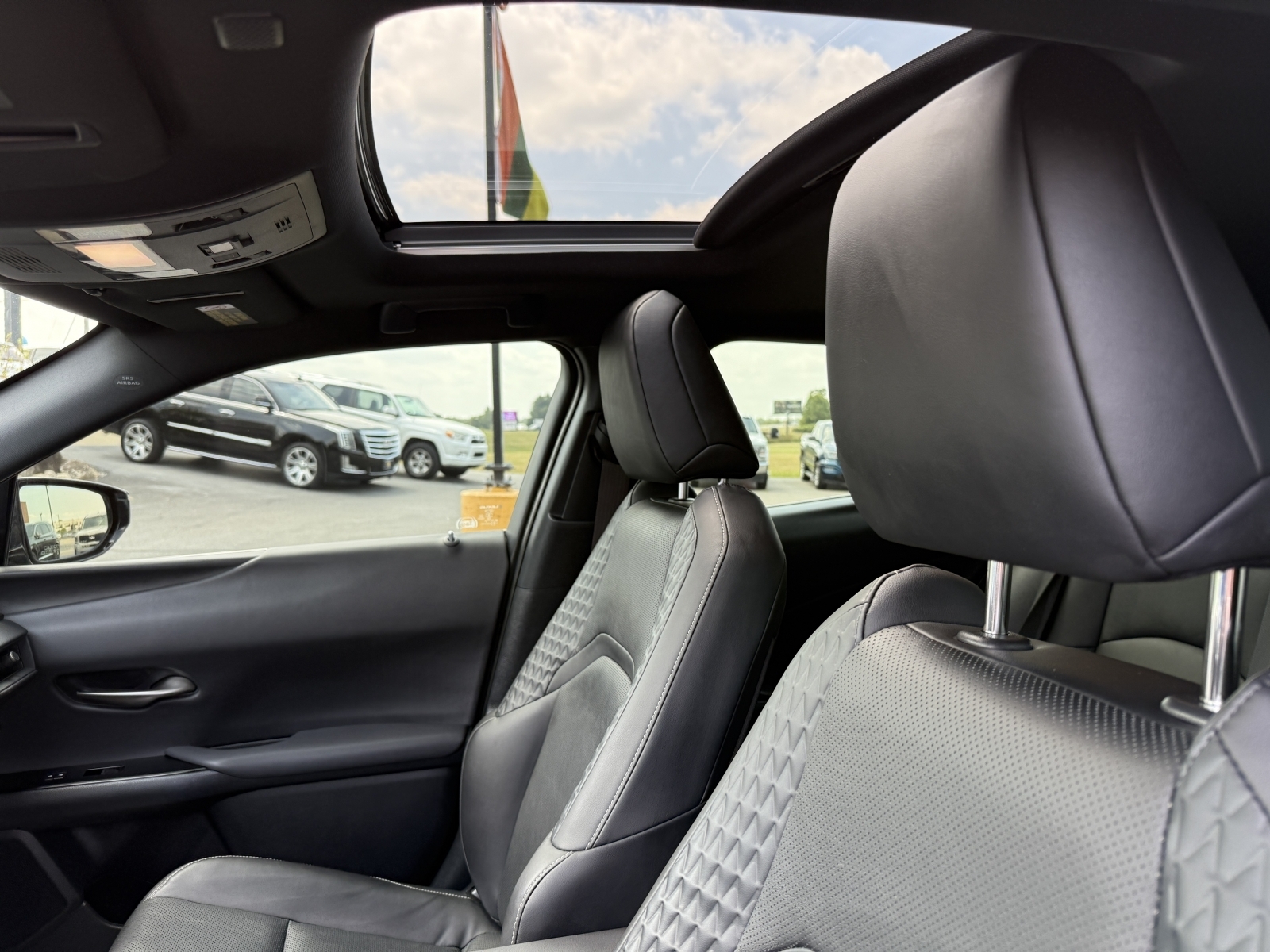 2020 Lexus UX 250h UX 250h CVT, 38437, Photo