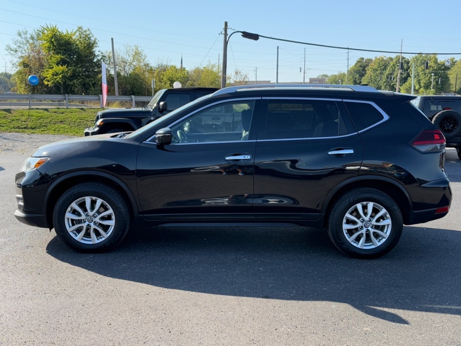 2020 Nissan Rogue SV Intelligent AWD, 39014, Photo