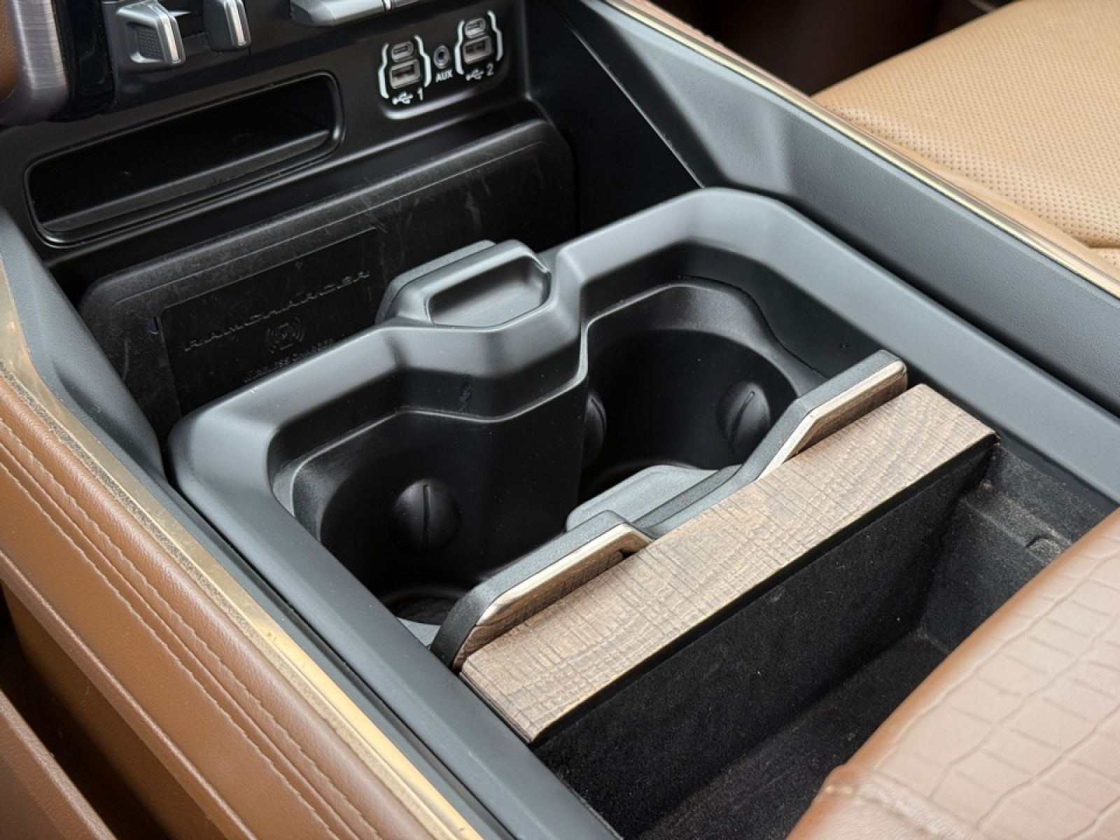 2020 Ram 1500 Longhorn, 38460, Photo