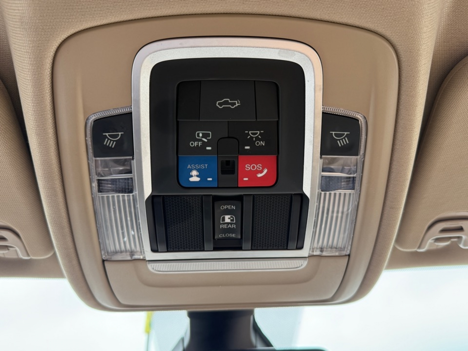 2020 Ram 1500 Longhorn, 38460, Photo