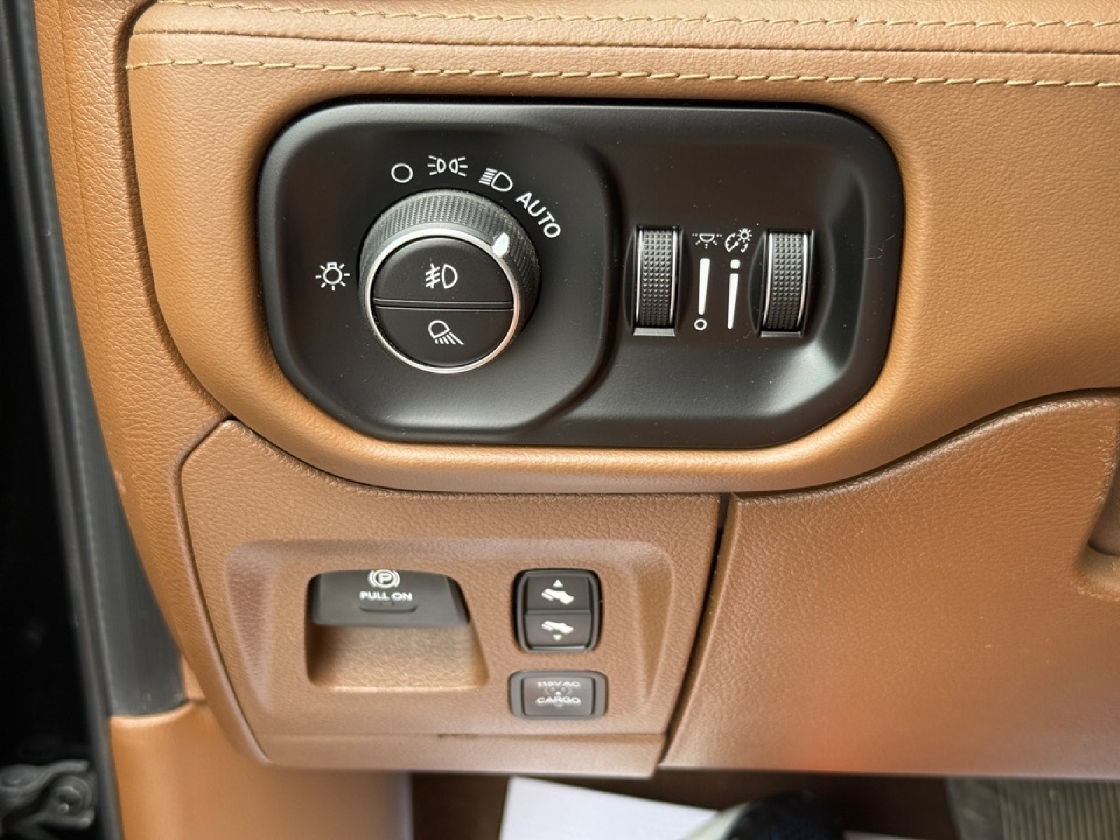 2020 Ram 1500 Longhorn, 38460, Photo