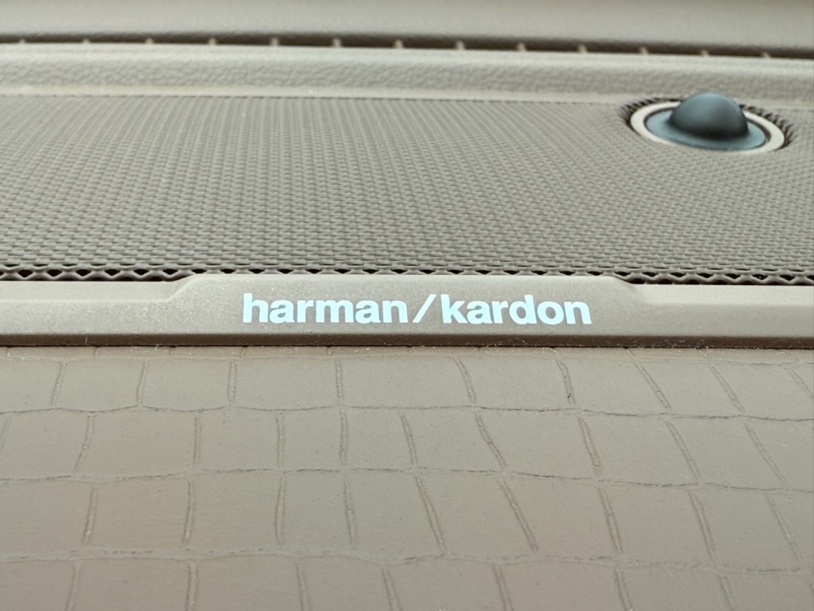 2020 Ram 1500 Longhorn, 38460, Photo