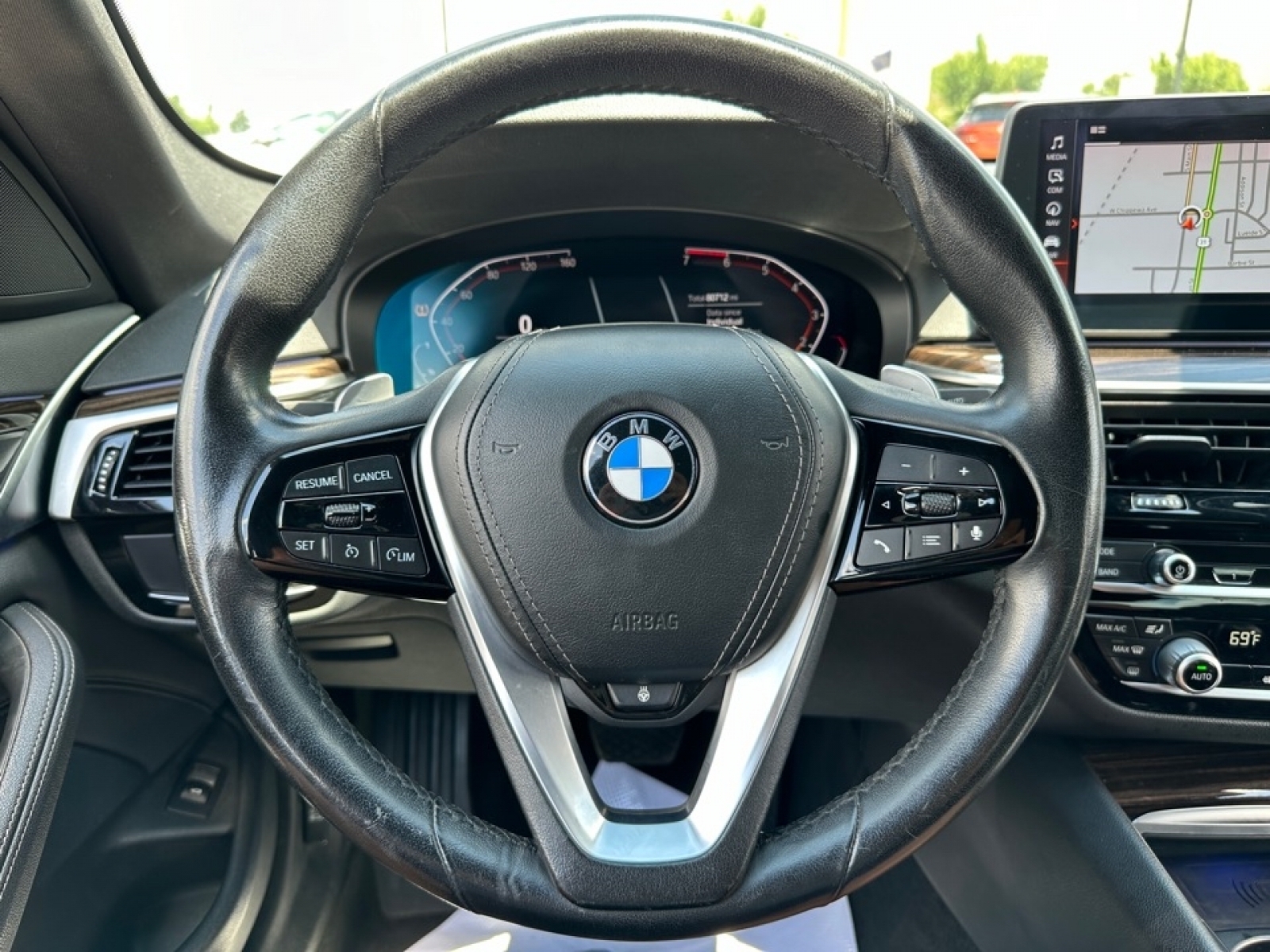 2021 BMW 530i