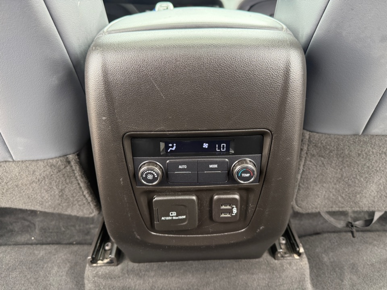 2021 Buick Enclave AWD Essence, 38434, Photo