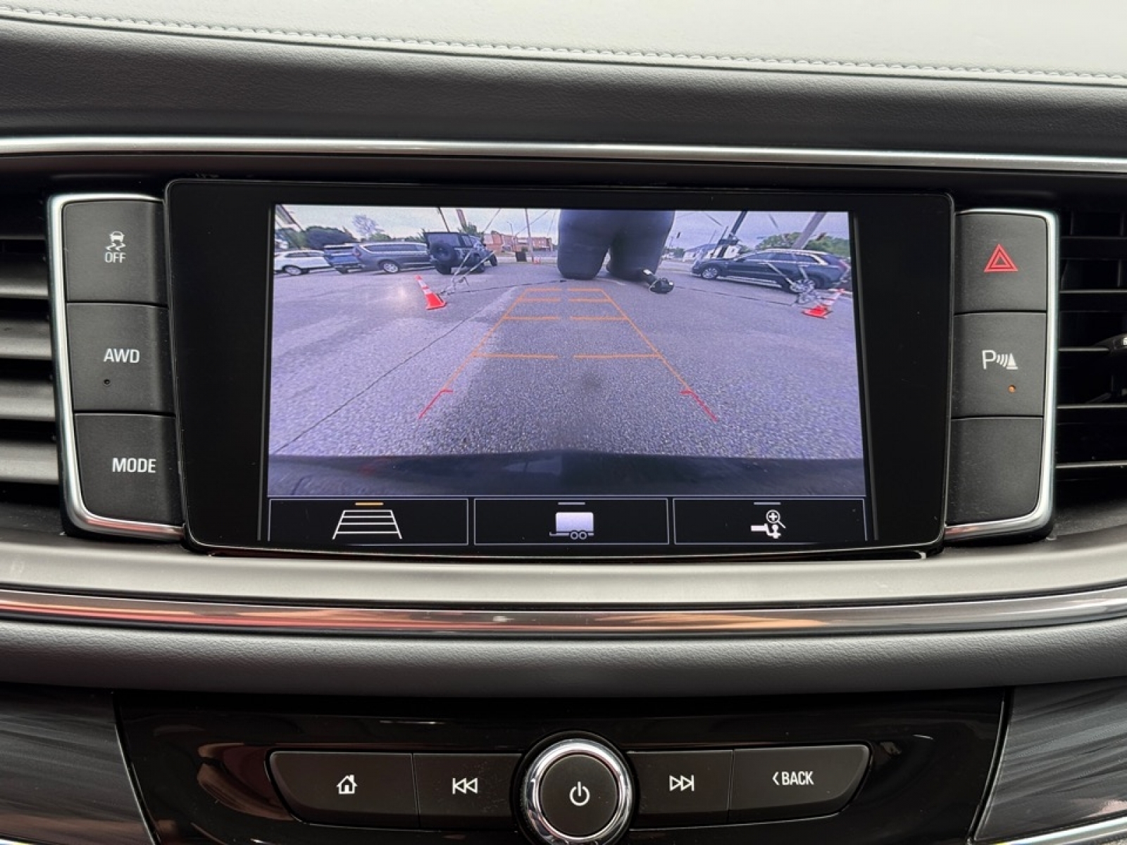 2021 Buick Enclave AWD Essence, 38434, Photo